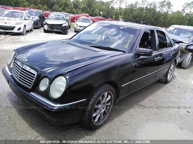 WDBJF82HXXX013486 - 1999 MERCEDES-BENZ E 320 4MATIC BLACK photo 2