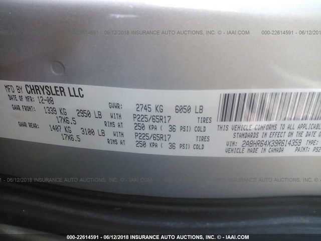 2A8HR64X39R614359 - 2009 CHRYSLER TOWN & COUNTRY LIMITED SILVER photo 9