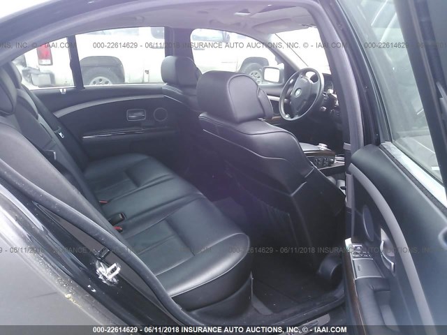 WBAHL83507DT09872 - 2007 BMW 750 I GRAY photo 8