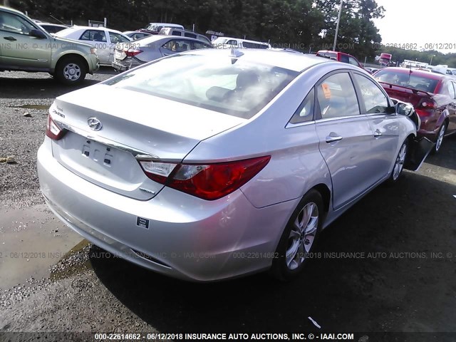 5NPEC4AC6BH227857 - 2011 HYUNDAI SONATA SE/LIMITED SILVER photo 4