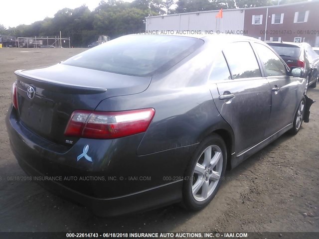 4T1BE46K99U844601 - 2009 TOYOTA CAMRY SE/LE/XLE ნაცრისფერი ფოტო 4