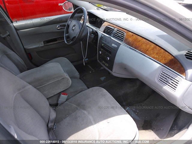 2G4WC532751247373 - 2005 BUICK LACROSSE CX SILVER photo 5