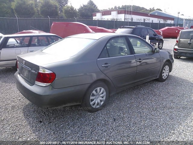 4T1BE32K56U679982 - 2006 TOYOTA CAMRY LE/XLE/SE ნაცრისფერი ფოტო 4
