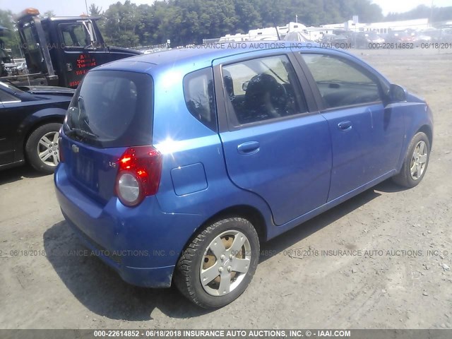 KL1TD66E69B383118 - 2009 CHEVROLET AVEO LS/LT BLUE photo 4