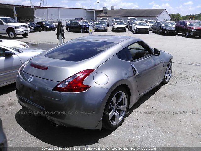 JN1AZ44E49M404080 - 2009 NISSAN 370Z GRAY photo 4