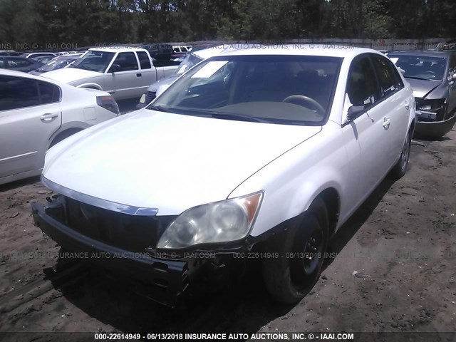 4T1BK36BX8U283231 - 2008 TOYOTA AVALON XL/XLS/TOURING/LIMITED WHITE photo 2