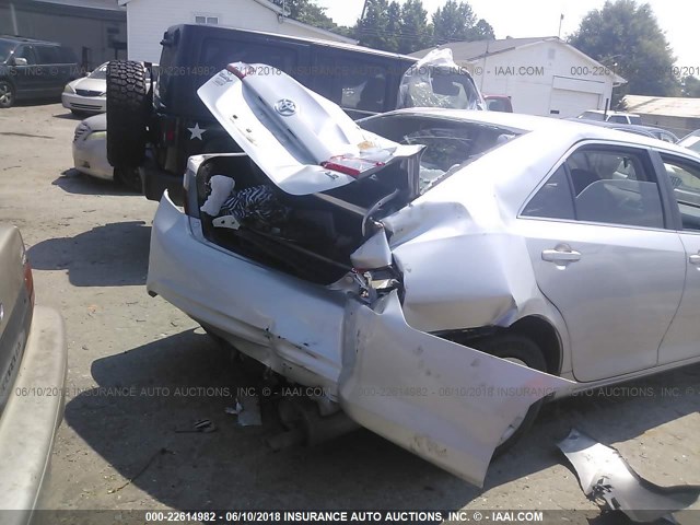4T1BF1FK9CU197118 - 2012 TOYOTA CAMRY SE/LE/XLE SILVER photo 6