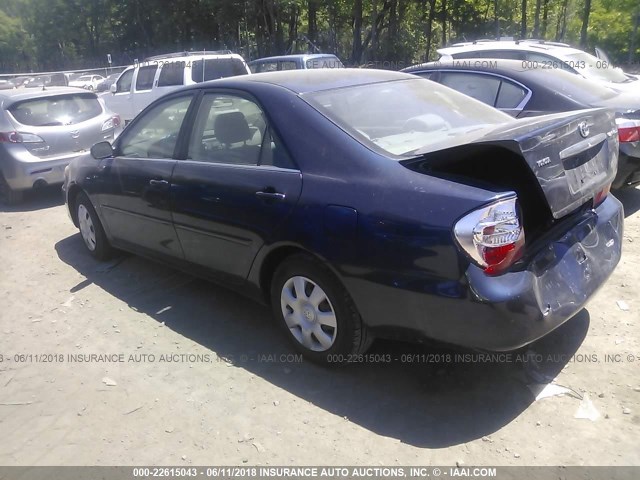 JTDBE32K430191730 - 2003 TOYOTA CAMRY LE/XLE BLUE photo 3