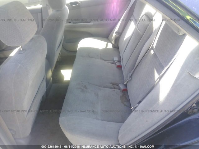 JTDBE32K430191730 - 2003 TOYOTA CAMRY LE/XLE Blau Foto 8