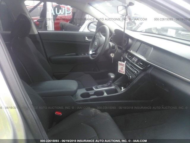 5XXGT4L36JG210167 - 2018 KIA OPTIMA LX/S GRAY photo 5