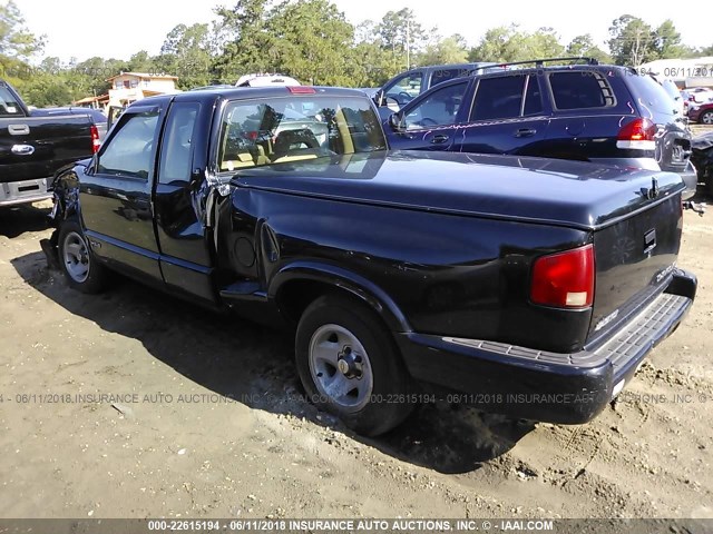 1GCCS19X8V8196937 - 1997 CHEVROLET S TRUCK S10 BLACK photo 3