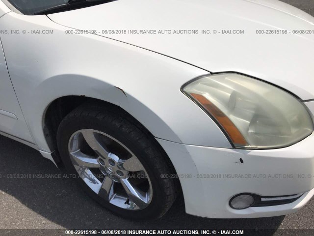 1N4BA41E86C830410 - 2006 NISSAN MAXIMA SE/SL WHITE photo 6