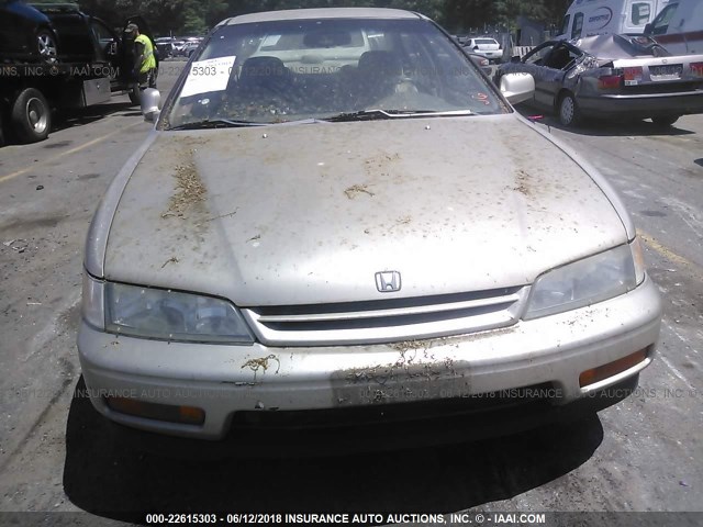 1HGCD5639RA150343 - 1994 HONDA ACCORD LX/EX GOLD photo 6