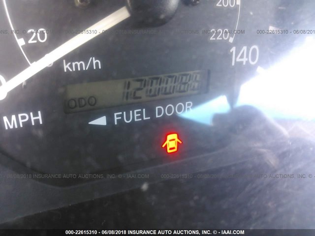 4T1BF22KXYU951632 - 2000 TOYOTA CAMRY LE/XLE Weiß Foto 7