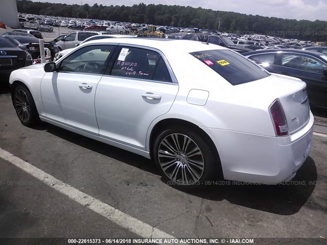 2C3CCABG8DH641021 - 2013 CHRYSLER 300 S WHITE photo 3