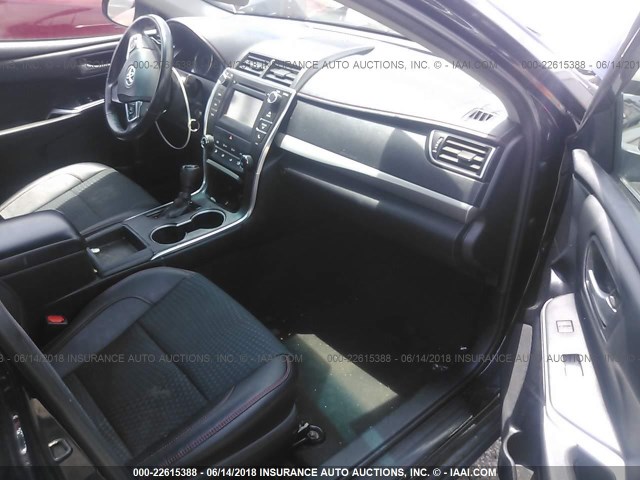 4T1BF1FK2FU934745 - 2015 TOYOTA CAMRY LE/XLE/SE/XSE Dark Blue photo 5