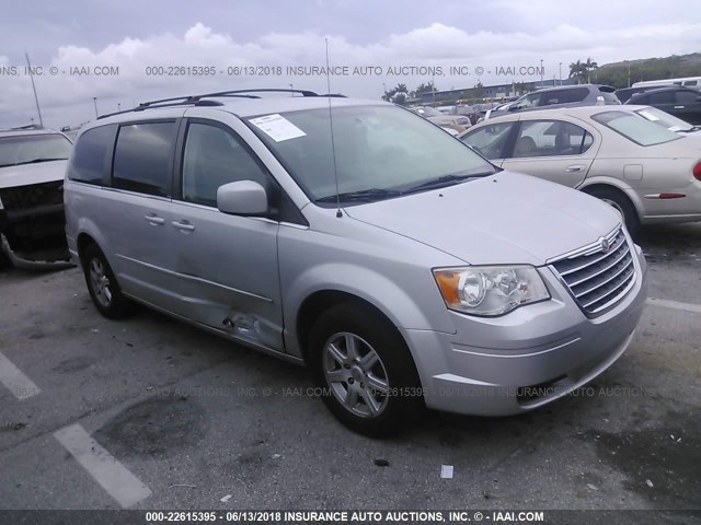 2A4RR5D14AR271190 - 2010 CHRYSLER TOWN & COUNTRY TOURING SILVER photo 1