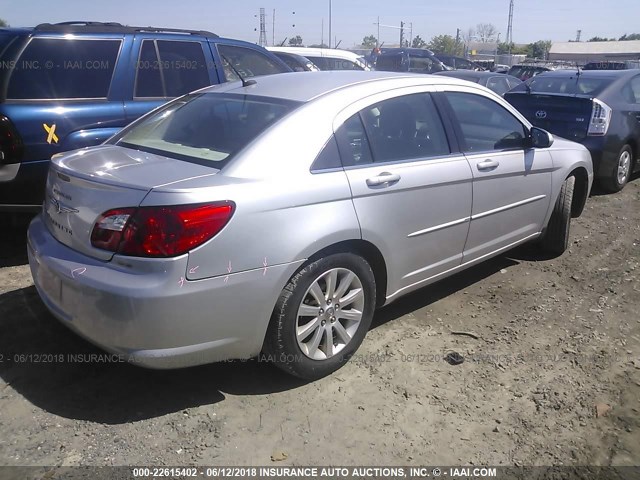 1C3CC5FD5AN155826 - 2010 CHRYSLER SEBRING LIMITED SILVER photo 4