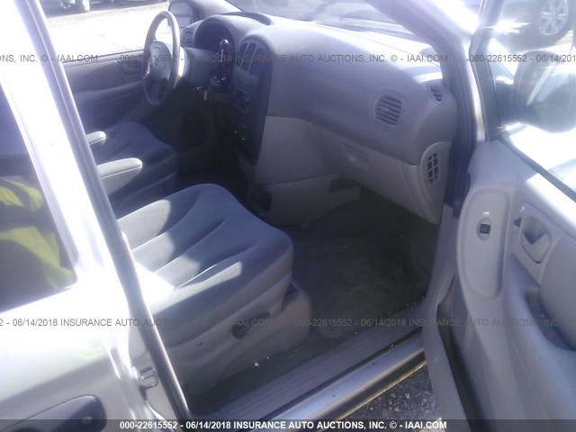 1B4GP25331B224522 - 2001 DODGE CARAVAN SE SILVER photo 5