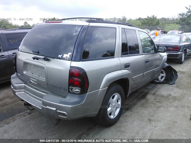 1GNDT13SX22368048 - 2002 CHEVROLET TRAILBLAZER  GRAY photo 4