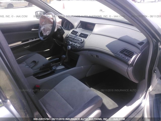 JHMCP26498C022604 - 2008 HONDA ACCORD LXP GRAY photo 5