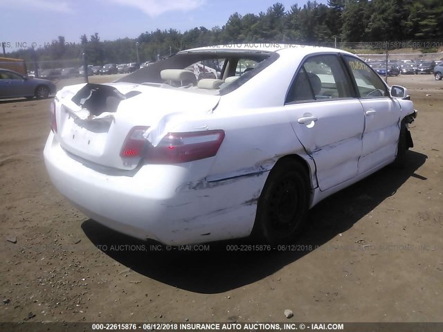 4T1BE46K37U533761 - 2007 TOYOTA CAMRY NEW GENERAT CE/LE/XLE/SE WHITE photo 4