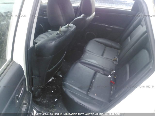 JM1BK344X81149930 - 2008 MAZDA 3 HATCHBACK WHITE photo 8