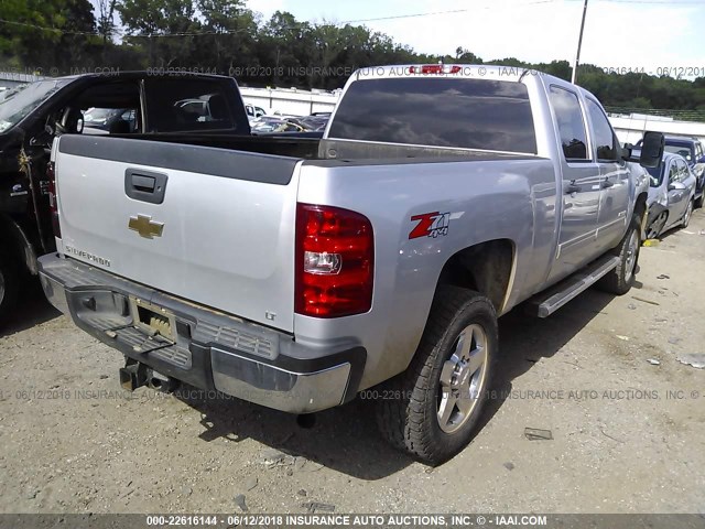 1GC1KXCGXBF240706 - 2011 CHEVROLET SILVERADO K2500 HEAVY DUTY LT SILVER photo 4