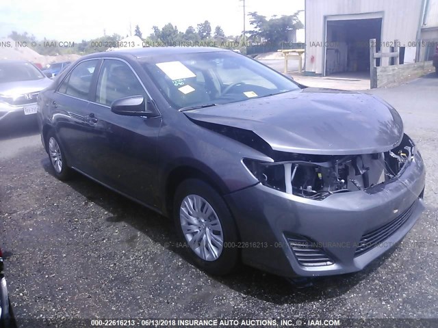 4T1BF1FK0EU758468 - 2014 TOYOTA CAMRY L/SE/LE/XLE 灰色 照片 1