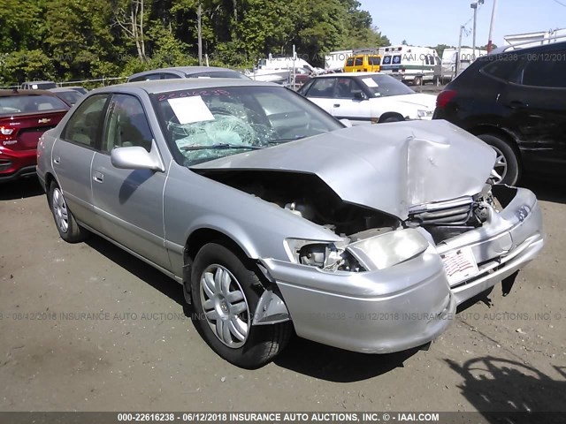 4T1BG22K4YU654773 - 2000 TOYOTA CAMRY CE/LE/XLE SILVER photo 1