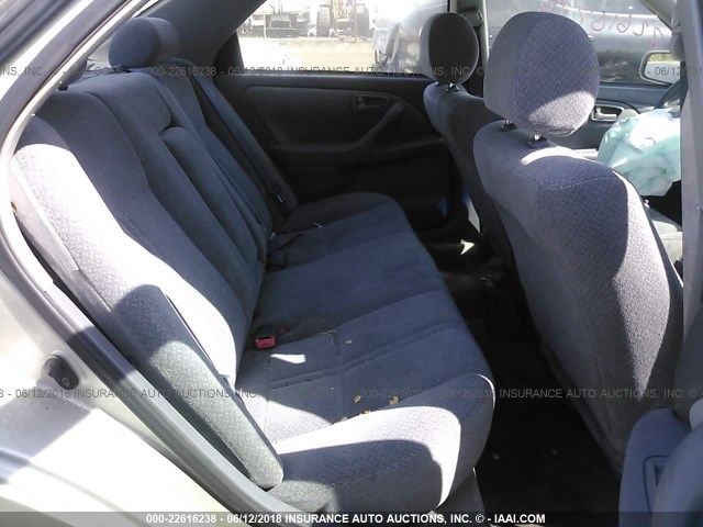 4T1BG22K4YU654773 - 2000 TOYOTA CAMRY CE/LE/XLE SILVER photo 8