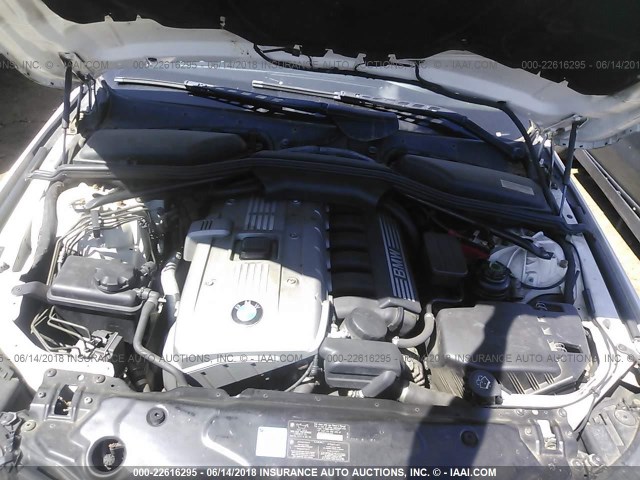 WBANF33567CS40379 - 2007 BMW 525 XI WHITE photo 10