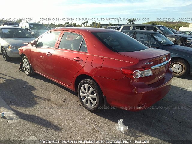 2T1BU4EE2DC009139 - 2013 TOYOTA COROLLA S/LE RED photo 3