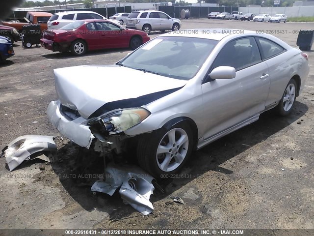 4T1CA38P34U014014 - 2004 TOYOTA CAMRY SOLARA SE/SLE SILVER photo 2