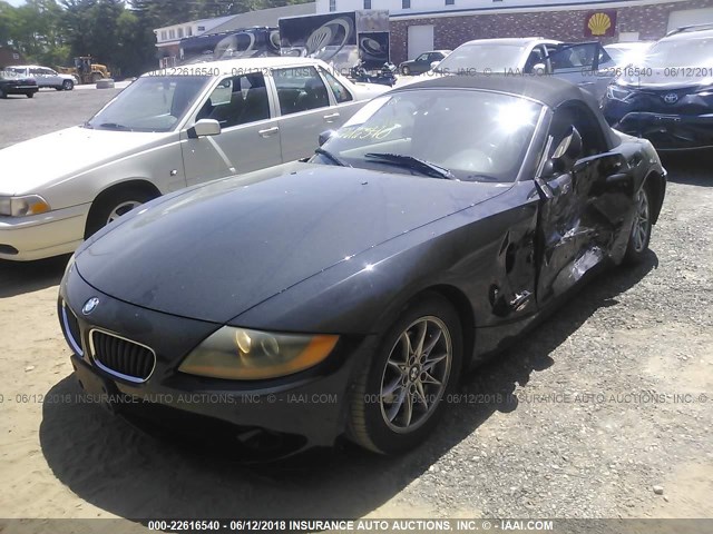 4USBT33403LS40341 - 2003 BMW Z4 2.5 BLACK photo 2