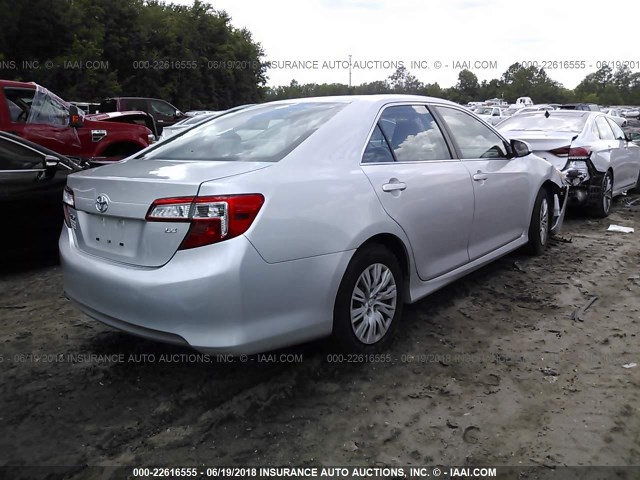 4T4BF1FK3ER443461 - 2014 TOYOTA CAMRY L/SE/LE/XLE SILVER photo 4
