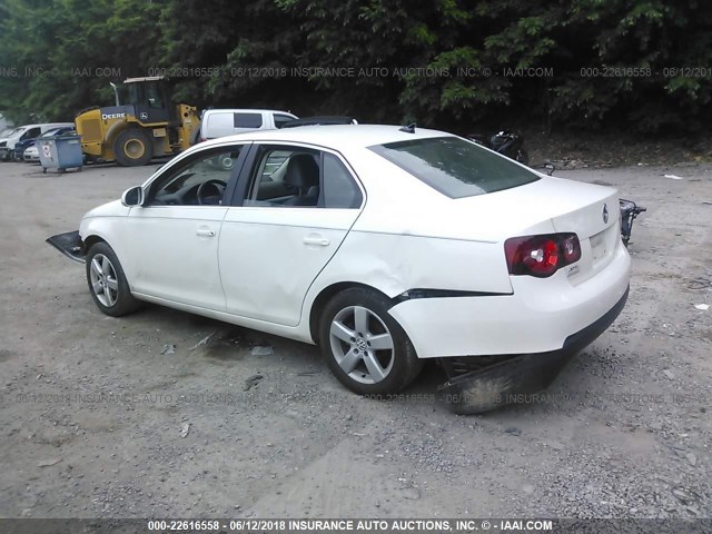 3VWRZ71K09M123357 - 2009 VOLKSWAGEN JETTA SE/SEL WHITE photo 3