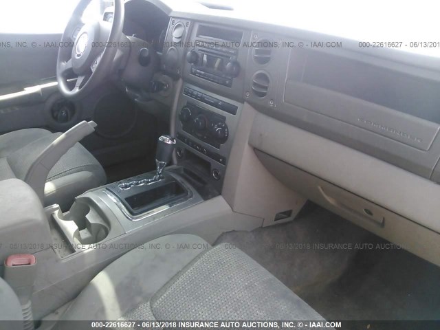 1J8HH48N06C286483 - 2006 JEEP COMMANDER ყავისფერი ფოტო 5