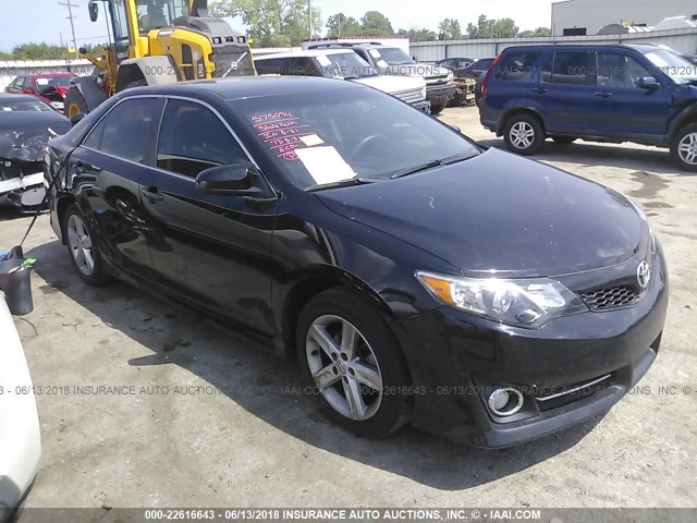 4T1BF1FK9EU843941 - 2014 TOYOTA CAMRY L/SE/LE/XLE შავი ფოტო 1