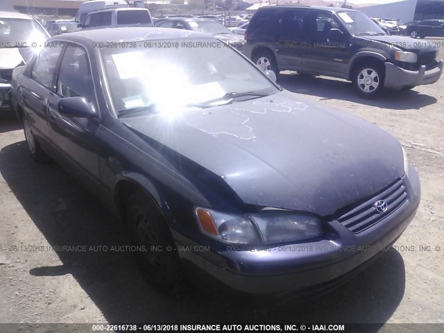 JT2BG22KXX0306365 - 1999 TOYOTA CAMRY LE/XLE BLUE photo 1