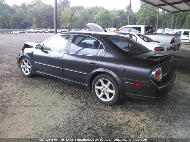 JN1DA31D02T432268 - 2002 NISSAN MAXIMA GLE/GXE/SE GRAY photo 3