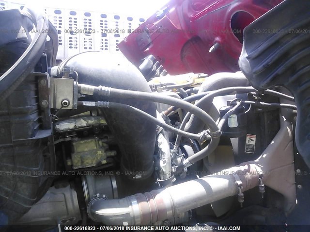 1FUJGLDR5DSFB0856 - 2013 FREIGHTLINER CASCADIA 125  RED photo 9