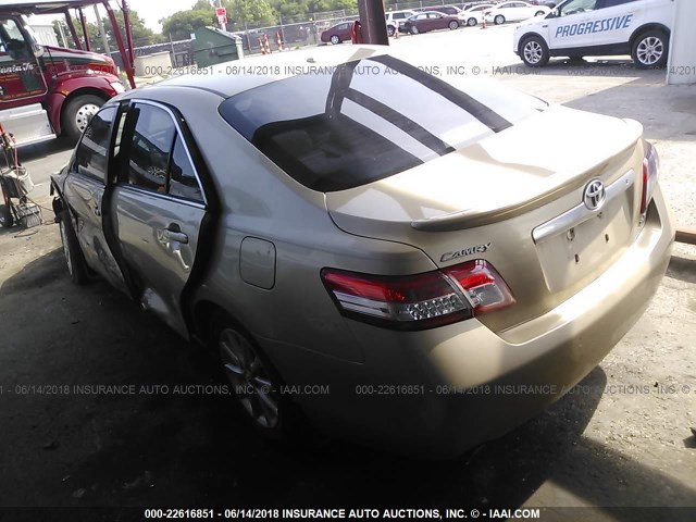 4T1BK3EK9BU119476 - 2011 TOYOTA CAMRY SE/LE/XLE ოქროსფერი ფოტო 3