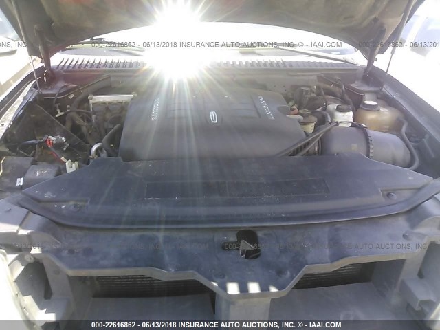 5LMFU27R13LJ44702 - 2003 LINCOLN NAVIGATOR BLACK photo 10