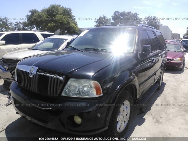 5LMFU27R13LJ44702 - 2003 LINCOLN NAVIGATOR BLACK photo 2