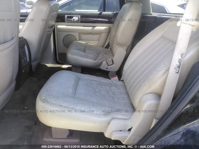 5LMFU27R13LJ44702 - 2003 LINCOLN NAVIGATOR BLACK photo 8