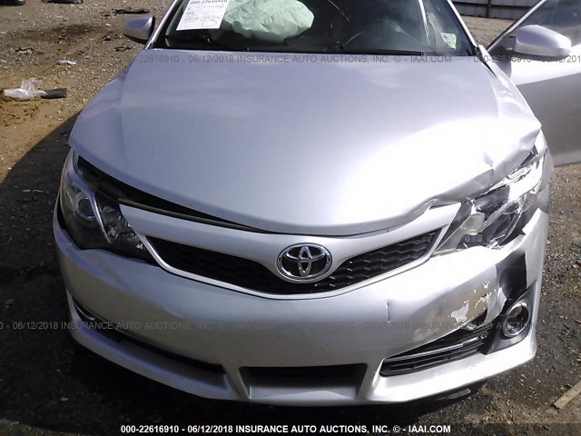 4T1BF1FK8CU083420 - 2012 TOYOTA CAMRY SE/LE/XLE SILVER photo 10