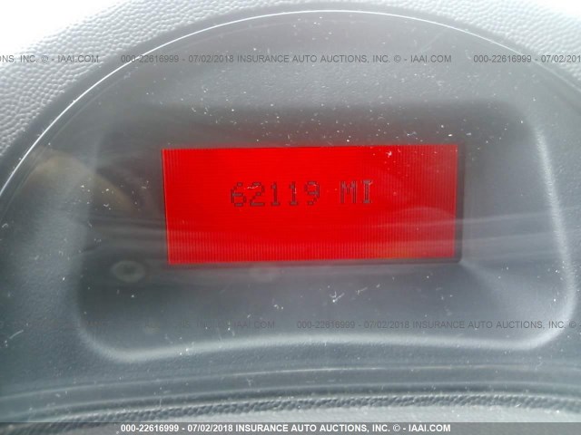 2G2WP522751312625 - 2005 PONTIAC GRAND PRIX 白色 照片 7