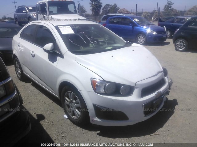 1G1JC5SG0D4230678 - 2013 CHEVROLET SONIC LT WHITE photo 1