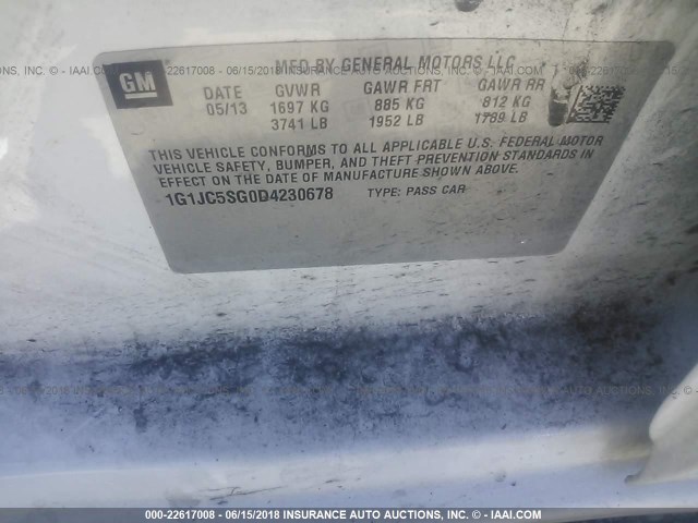 1G1JC5SG0D4230678 - 2013 CHEVROLET SONIC LT WHITE photo 9